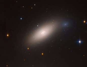 «Astronautas: investigando en el espacio para toda la humanidad»