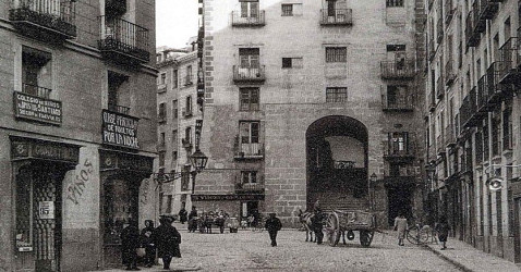 Arco de Cuchilleros - Portal de las Bibliotecas de Madrid