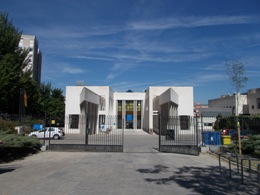 Acceso al centro cultural